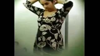 Garota atraente Aria ...