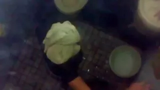 Garota latina esnobe ...