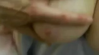 A morena voluptuosa  ...