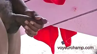 Um pouco de creme em ...